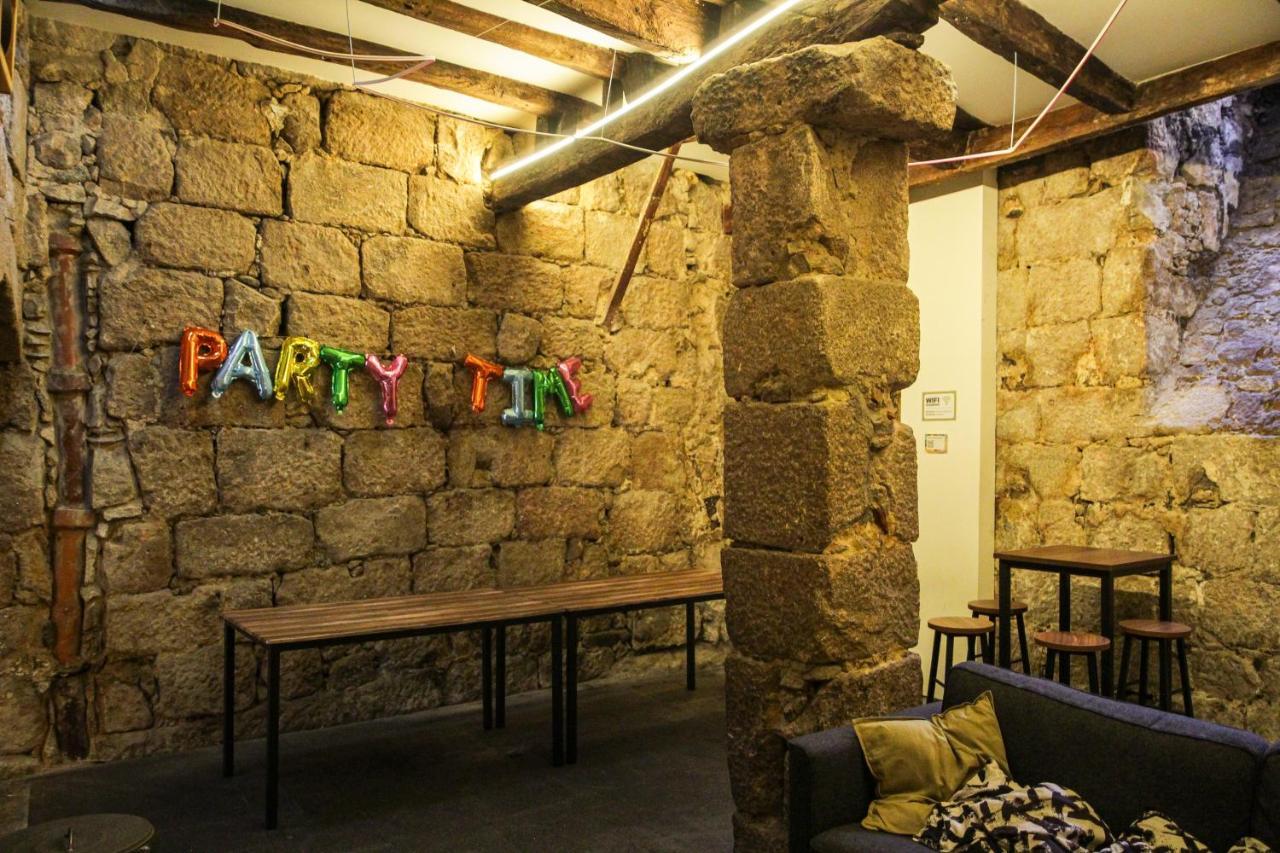 Onefam Ribeira Hostel Porto Luaran gambar