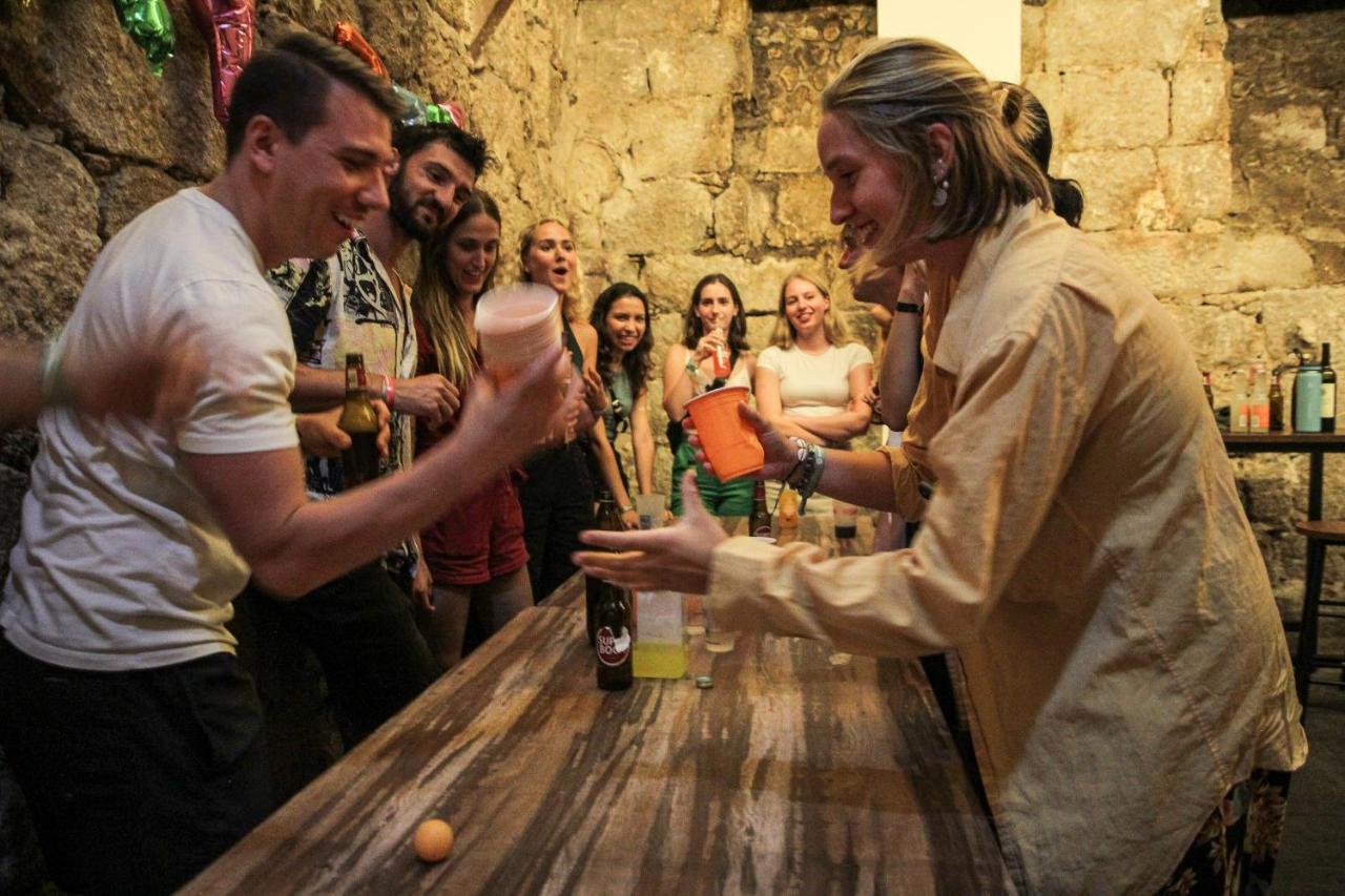 Onefam Ribeira Hostel Porto Luaran gambar
