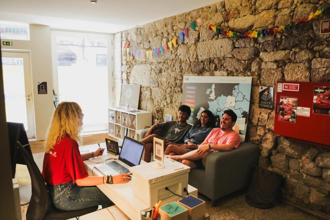 Onefam Ribeira Hostel Porto Luaran gambar